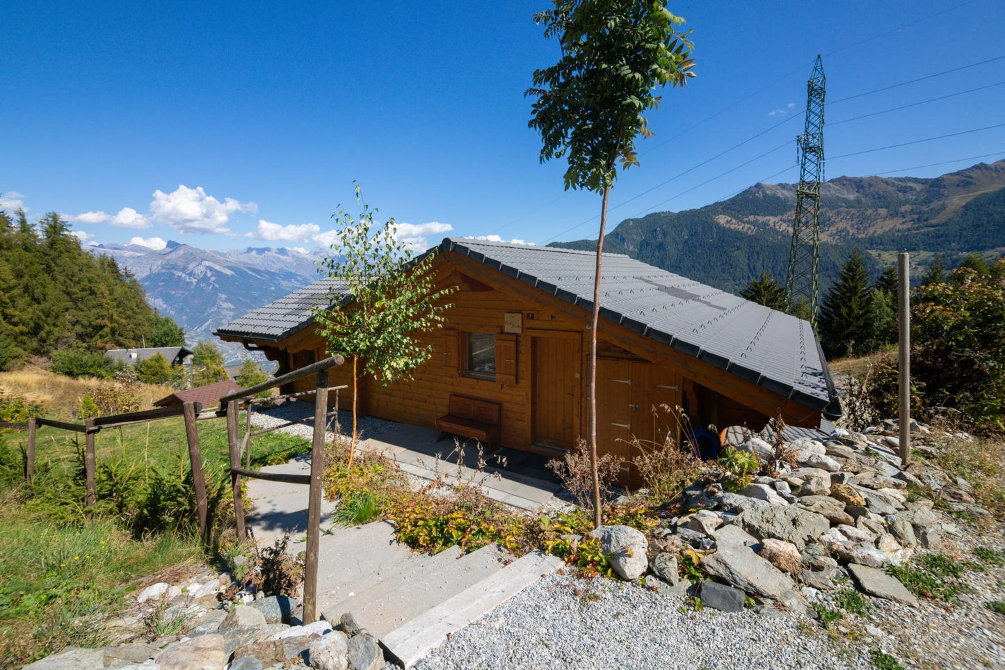 Chalet B  with Jacuzzi