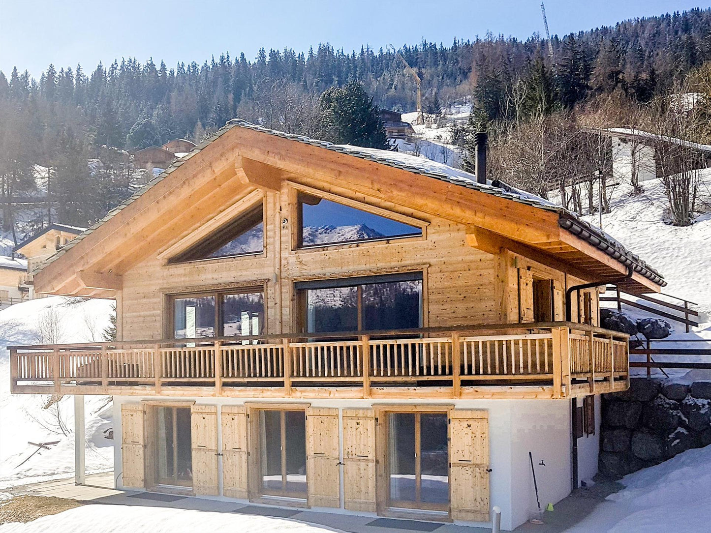 Chalet J