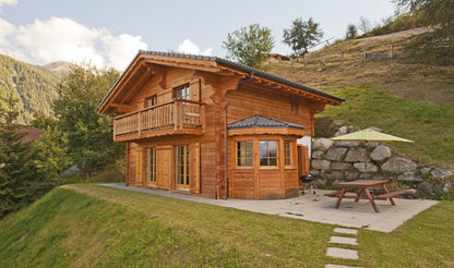 chalet R