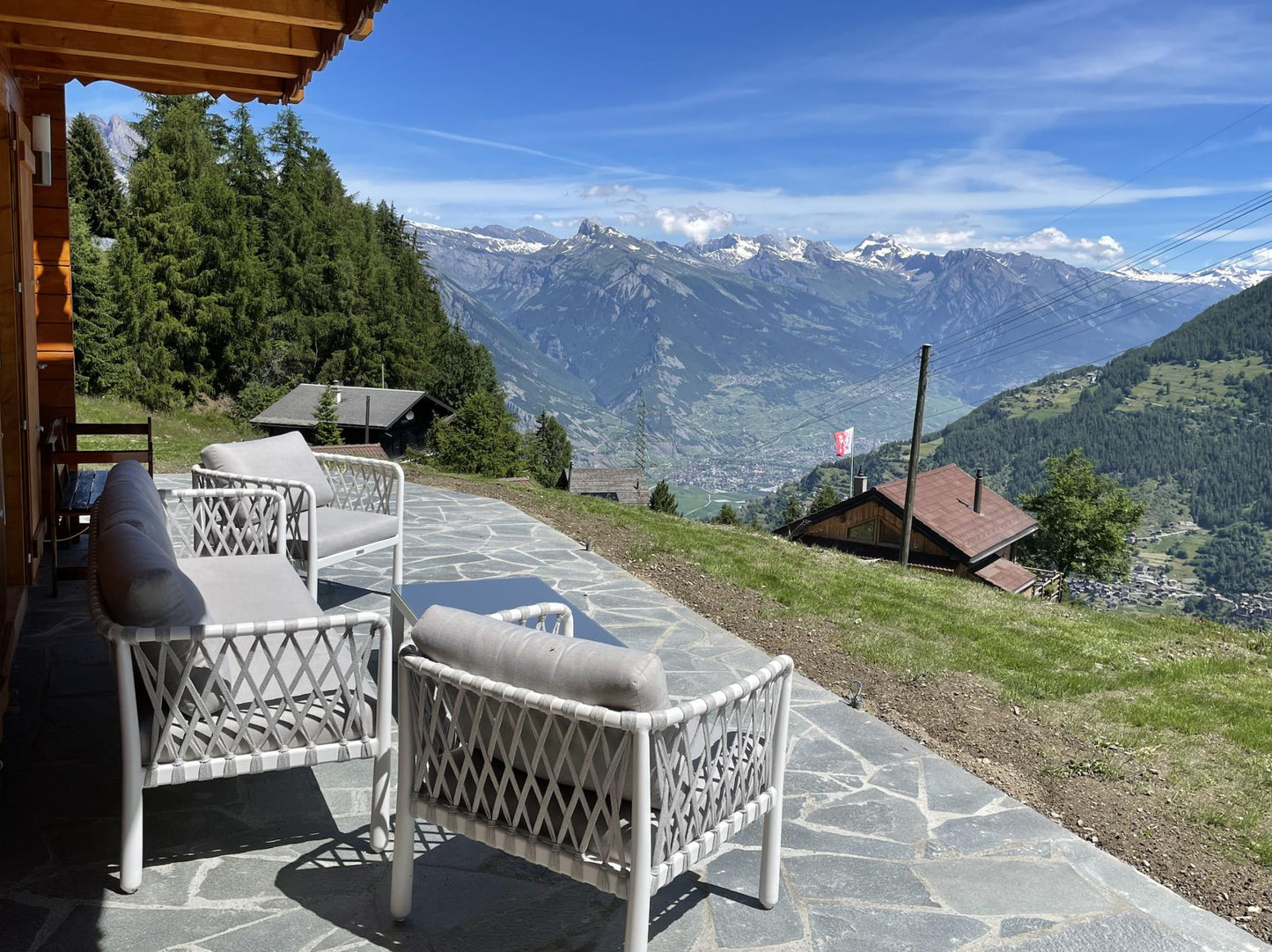 Chalet B  with Jacuzzi