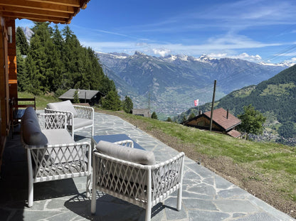 Chalet B  with Jacuzzi