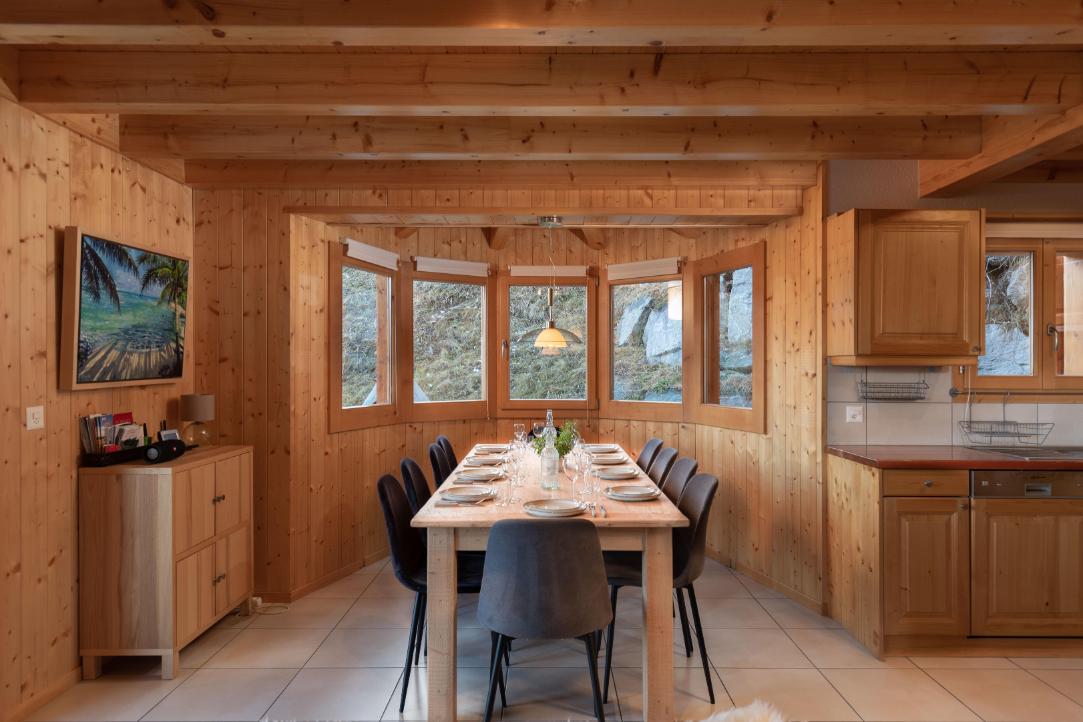 Chalet B  with Jacuzzi