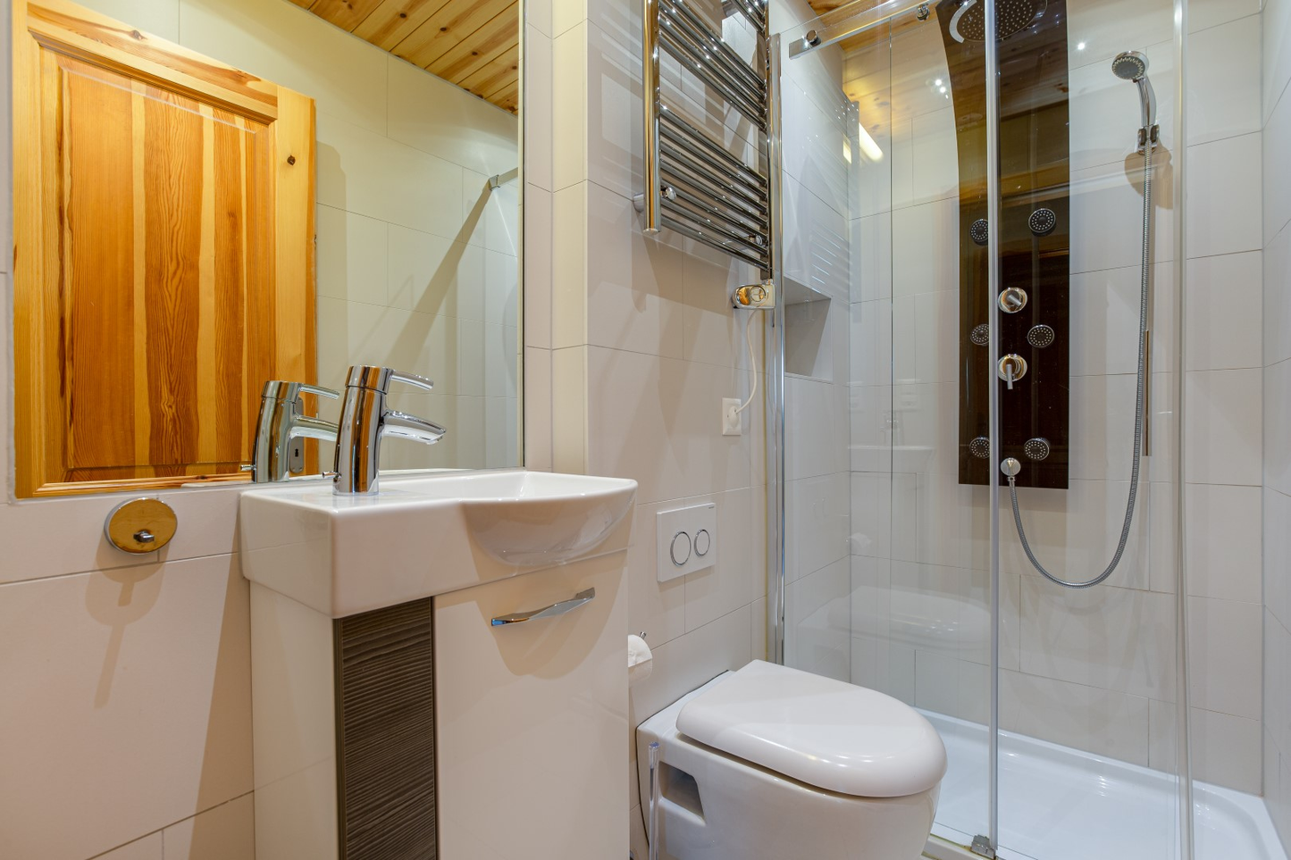 Chalet T  5 Bedrooms