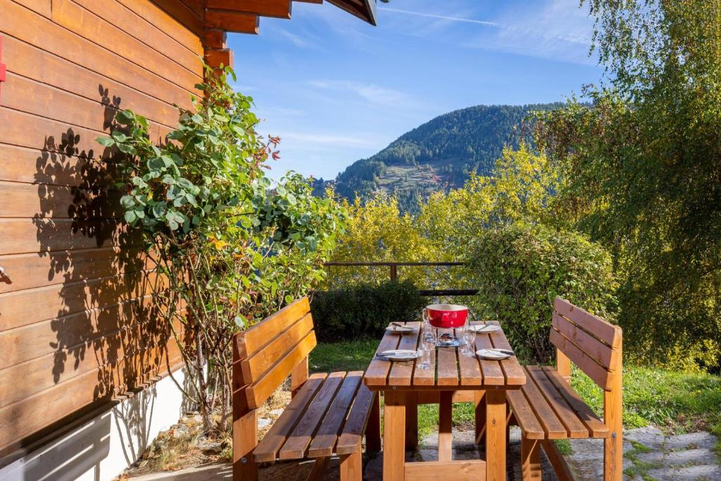 chalet M