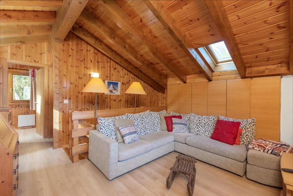 chalet M
